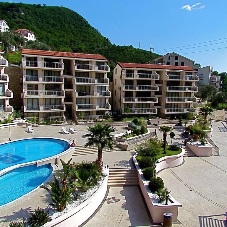 Montetrest Apartments Sveti Stefan Exterior foto